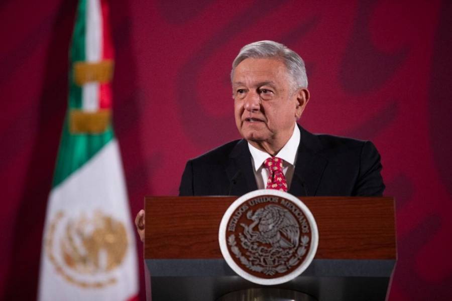 Pide AMLO no pensar en golpe de Estado, mejor adelantar la revocación de mandato
