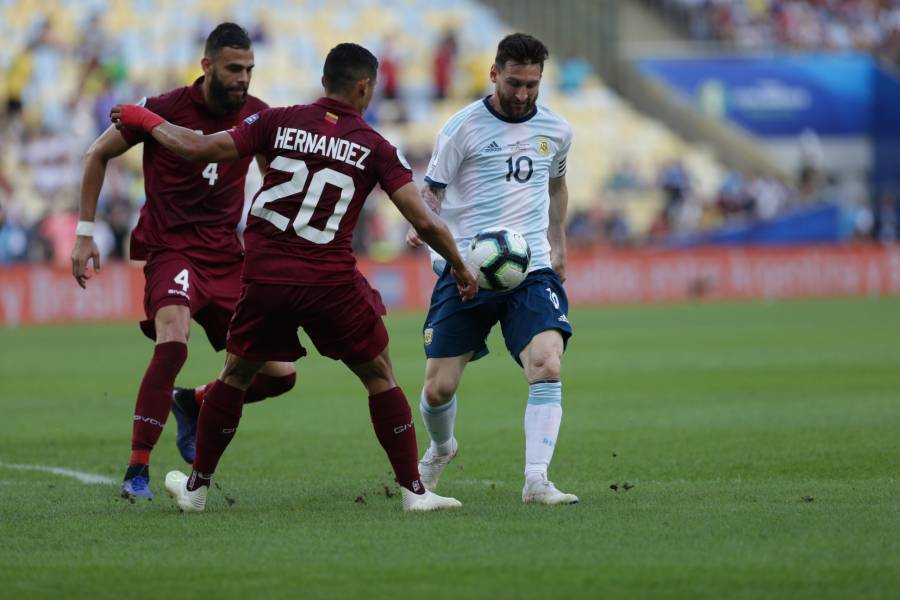 Conmebol podría postergar eliminatorias por coronavirus