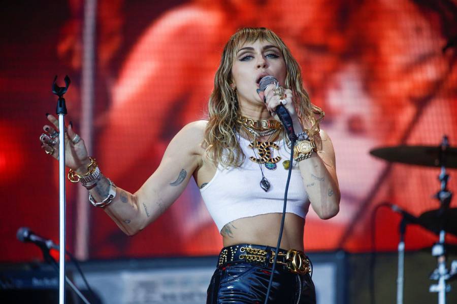 Miley Cyrus cancela concierto benéfico en Australia, por coronavirus