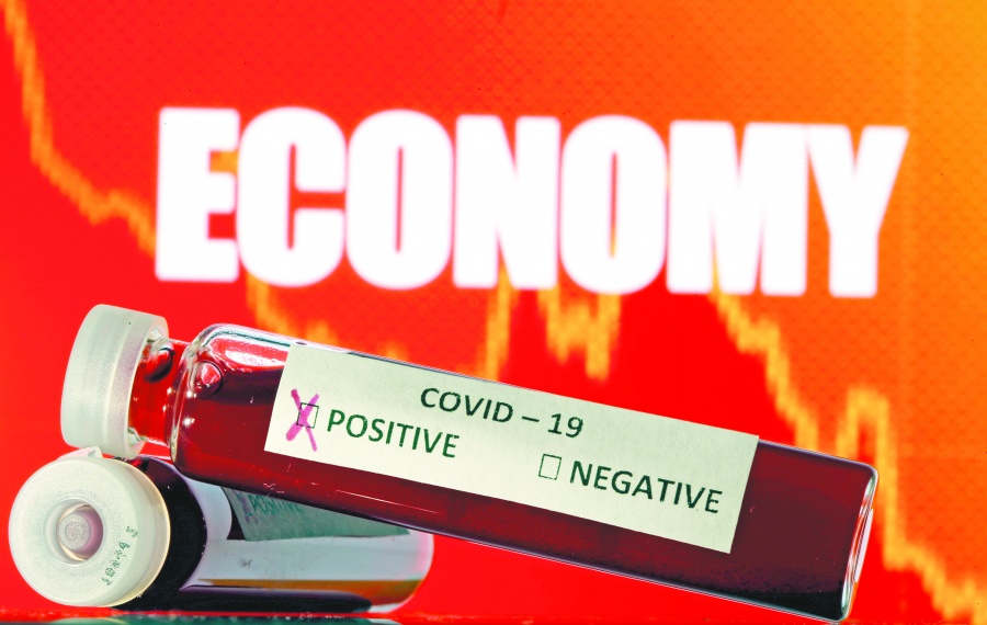 Pandemia oscurece econom&iacute;a, M&eacute;xico solo “vigila”