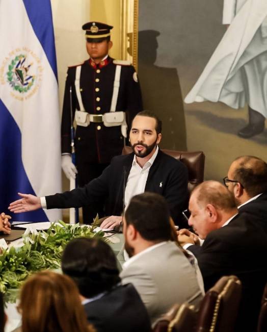 Bukele ordena cuarentena en todo El Salvador para evitar llegada del coronavirus