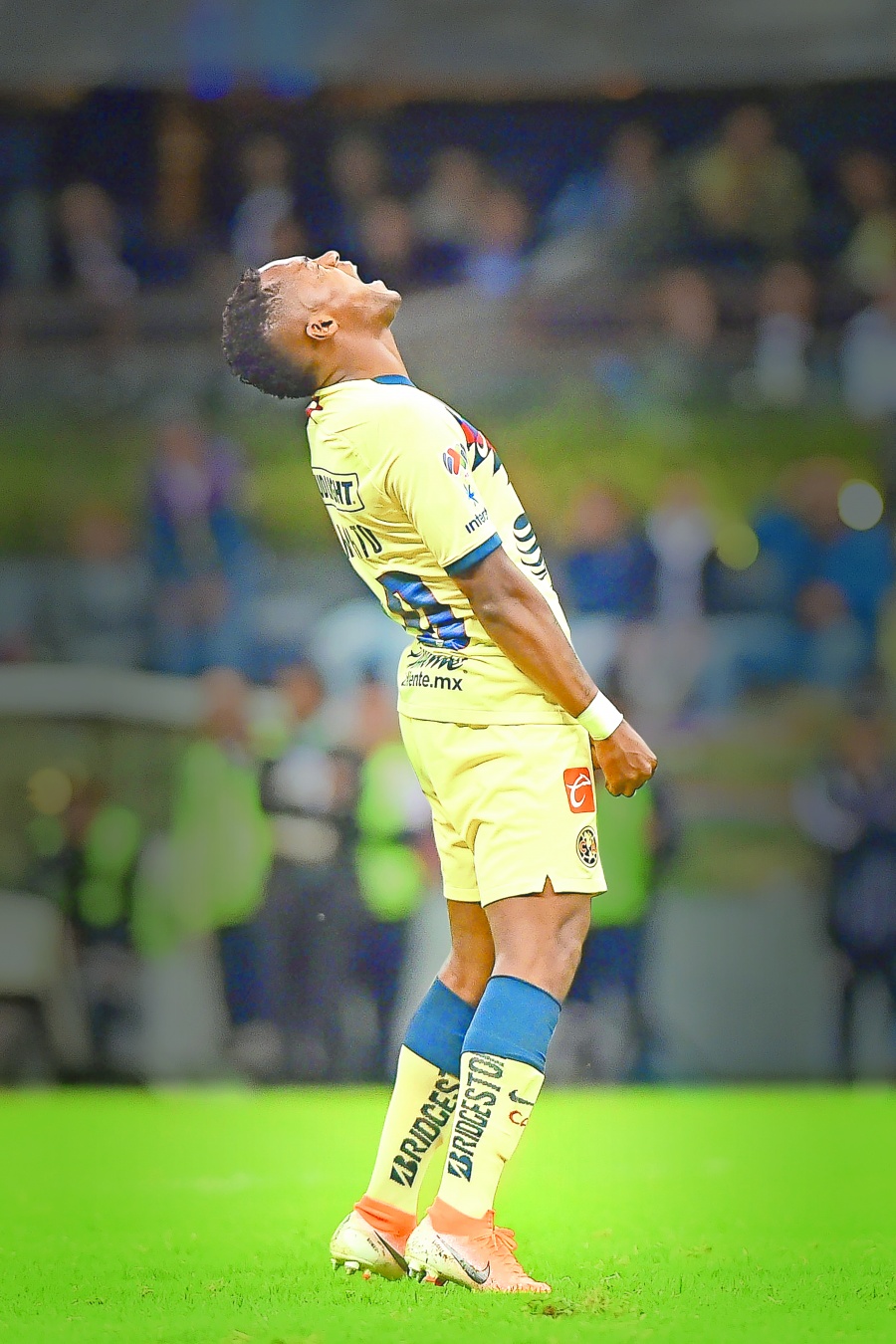Renato Ibarra queda libre pero América rompe su contrato