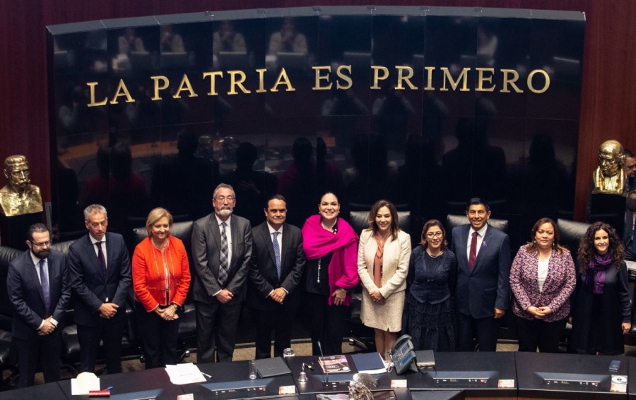 Senado restringe acceso y eventos masivos