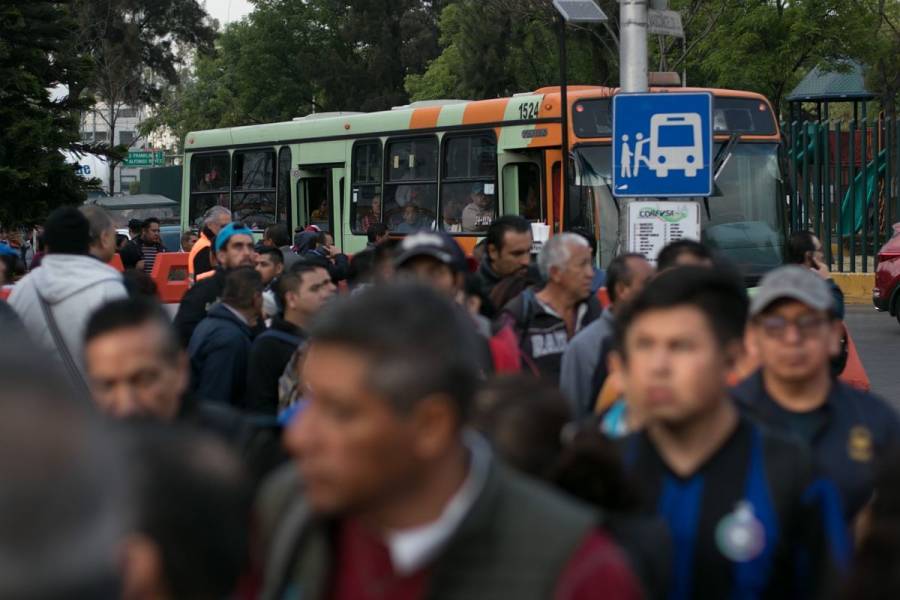 Permanecen cerradas estaciones en Línea 1 del Metro