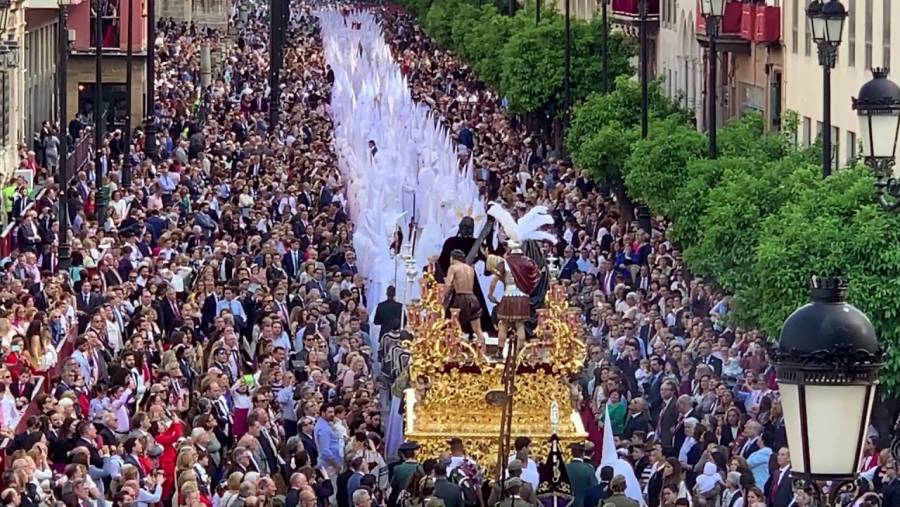 Por coronavirus, se suspende la Semana Santa de Sevilla