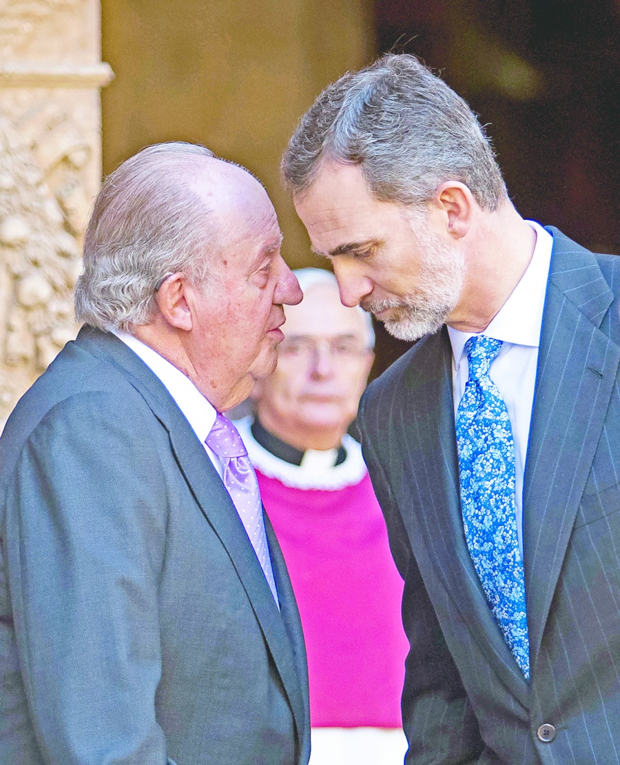 Felipe VI “renuncia” a herencia del  rey por escándalo de corrupción