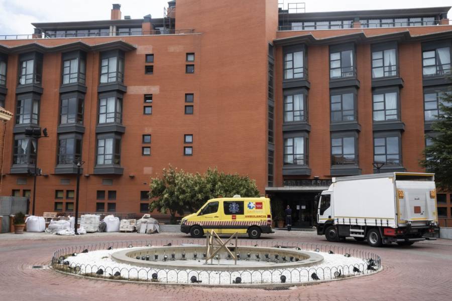 Reportan la muerte de 19 ancianos en una residencia de Madrid