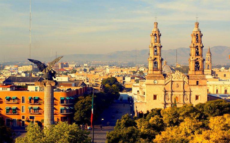 Cierran bares y antros en Aguascalientes