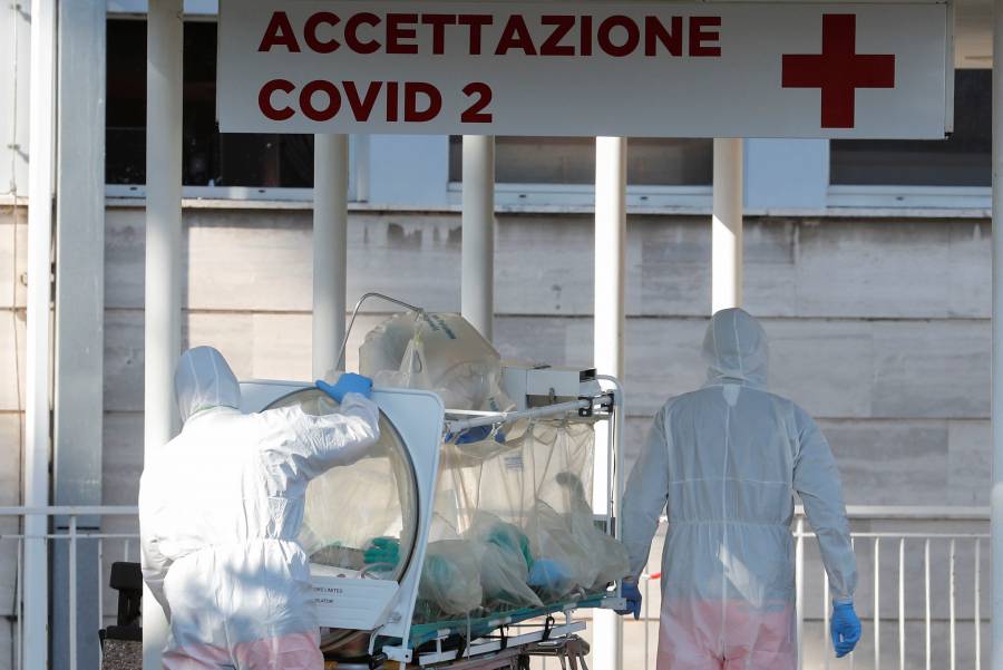 Tras recuperarse, primer paciente con Covid-19 en Italia vuelve a dar positivo