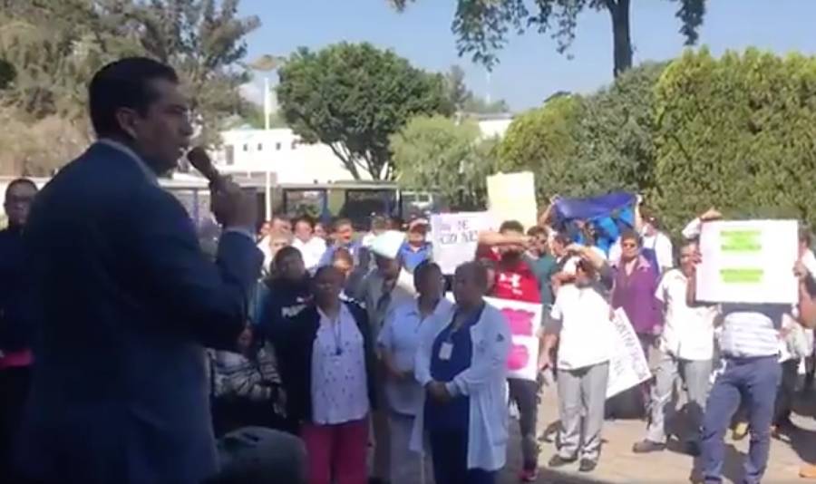 Protestan médicos del INER por falta de protocolo ante Covid-19
