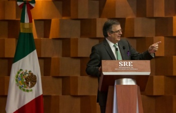 Ebrard anuncia retorno de connacionales varados