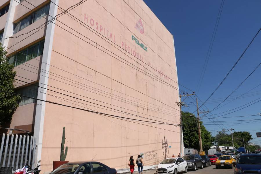 Investiga fiscalía muertes en hospital de Pemex, dice López Obrador