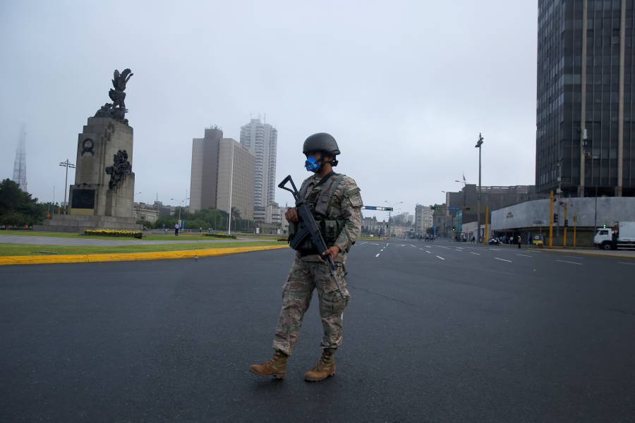 Perú anuncia inmovilización para frenar propagación de Covid-19