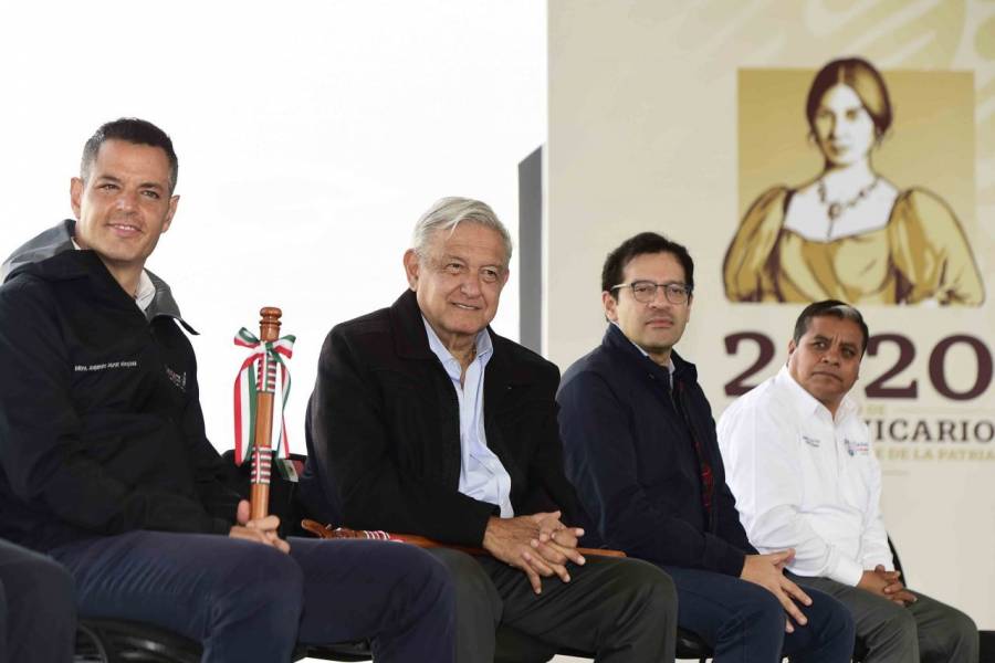 AMLO dice que no se va a desgastar saltándose etapas de COVID-19