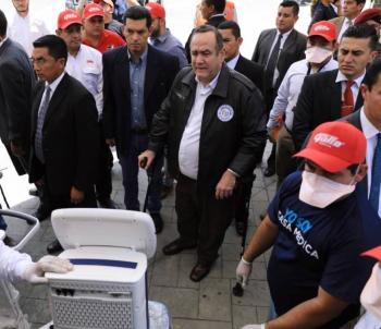 Guatemala tendr&aacute; toque de queda de ocho d&iacute;as por el coronavirus
