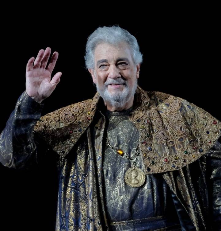 Plácido Domingo confirma que padece coronavirus