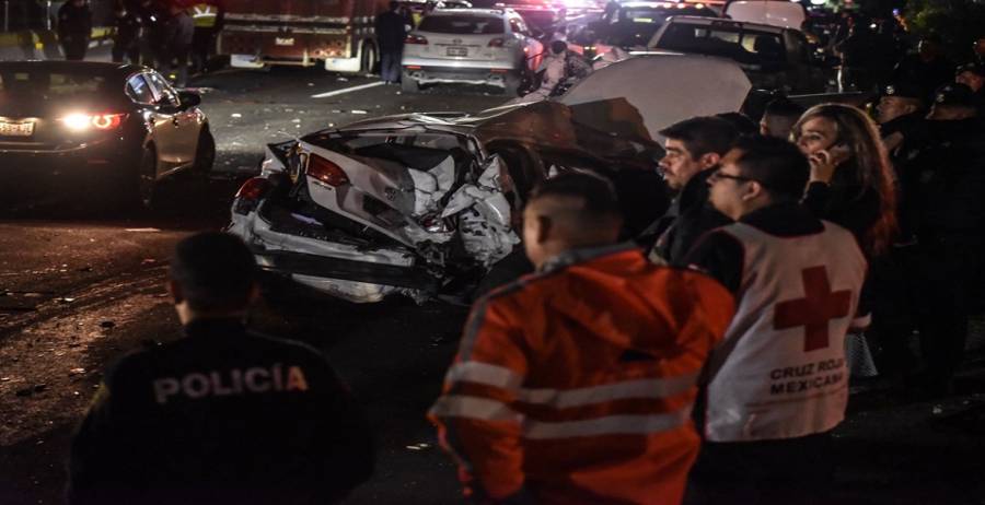 Tres jóvenes muertos por choque contra tráiler en Veracruz