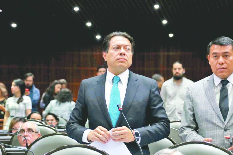 Diputados mantienen sesión permanente