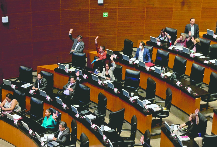 Senado sesiona en plena fase 2 de Covid