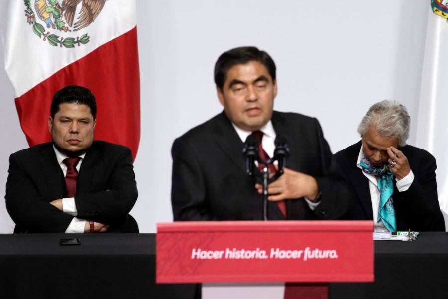 Barbosa planea estrategia para evitar saqueos en Puebla
