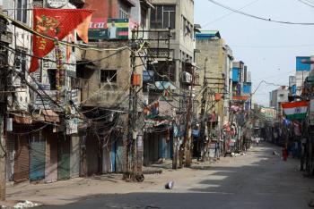 India decreta 21 d&iacute;as de aislamiento total por coronavirus