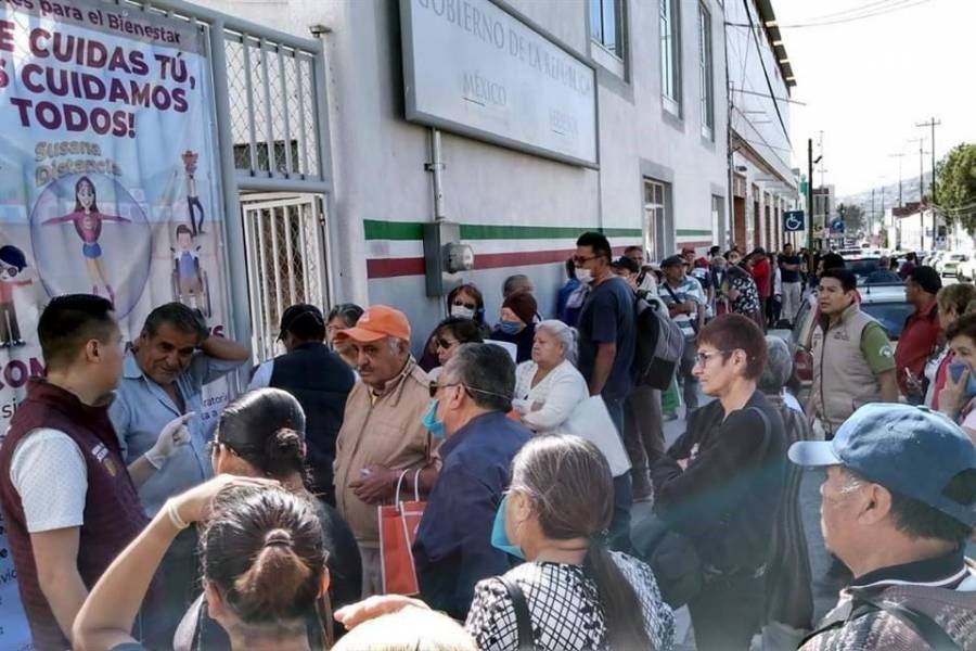 Suspensión de labores de Gobierno preocupa a adultos mayores de Pachuca