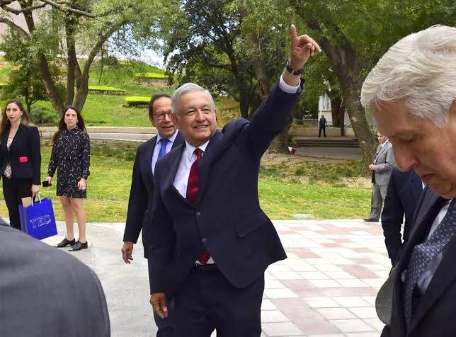 AMLO pide a la población no salir y cuidar personas mayores y enfermos