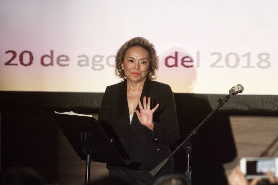 Someten a cirugía de emergencia a Elba Esther Gordillo
