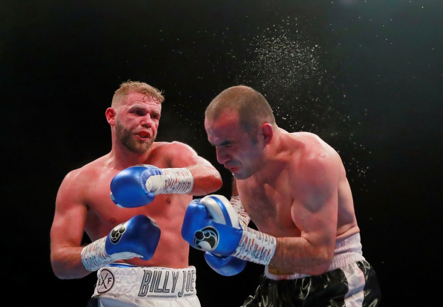 Por video imprudente Saunders deja ir más de 7 mdd ante “Canelo”