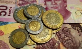 Peso gana en sesi&oacute;n pero perfila peor trimestre desde 1995