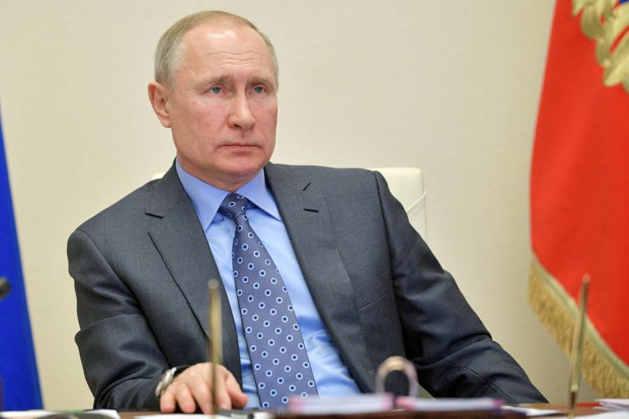 Putin pide solución conjunta en crisis del petróleo