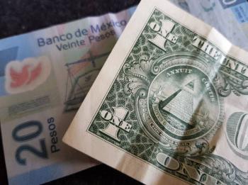 Peso cae ante temores de recesi&oacute;n por coronavirus