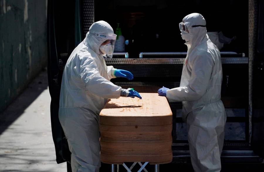 España supera los 10 mil muertos tras otro récord diario por Covid-19
