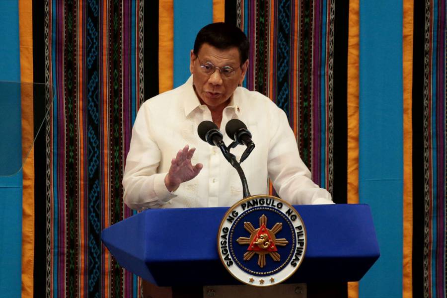 Presidente de Filipinas ordena matar a los que violen cuarentena