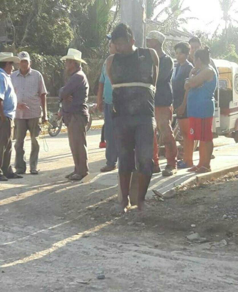 Pobladores linchan a presunto asaltante en Juchitán, Oaxaca