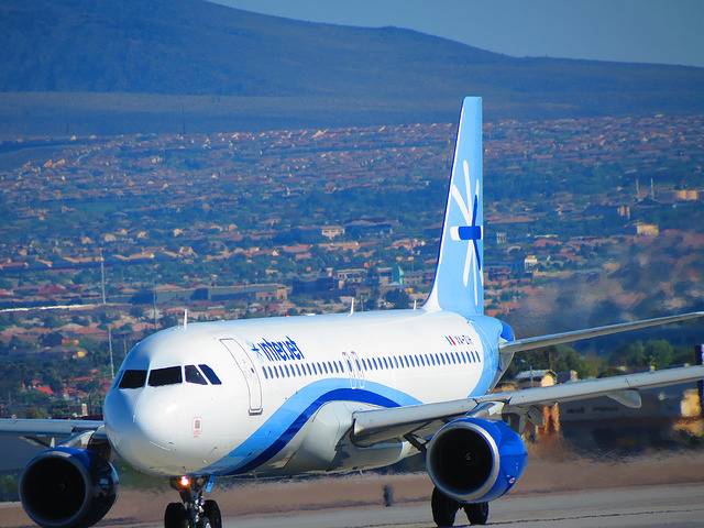 Interjet despide a sobrecargos, debido a la contingencia por el Covid-19