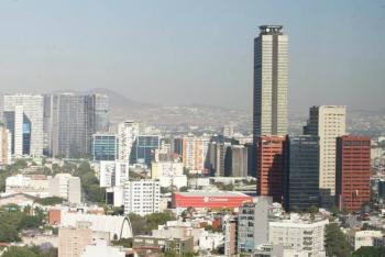 Recorta Fitch calificaci&oacute;n a PEMEX y la coloca en perspectiva negativa