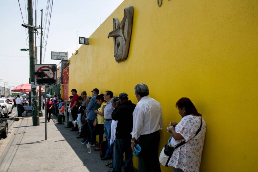 IMSS confirma muerte de tres médicos por coronavirus