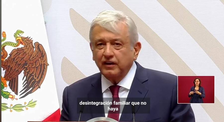 AMLO reconoce a familias mexicanas que acatan la cuarentena; informa sobre medidas económicas contra Covid-19