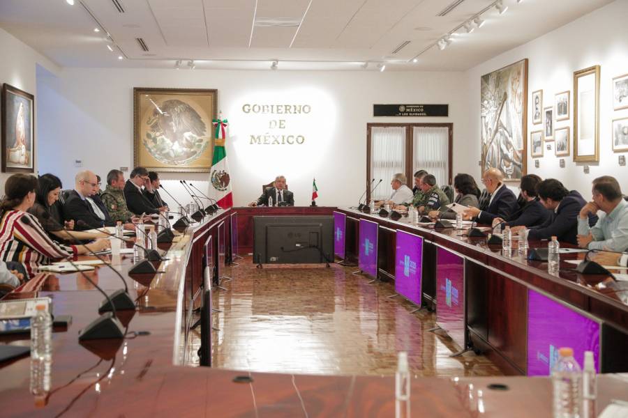 AMLO se reúne con gabinete para enfrentar al Covid-19