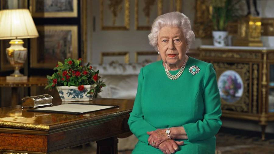 La Reina Isabel: “La prometida de Boris Johnson, embarazada y posiblemente con Covid-19”