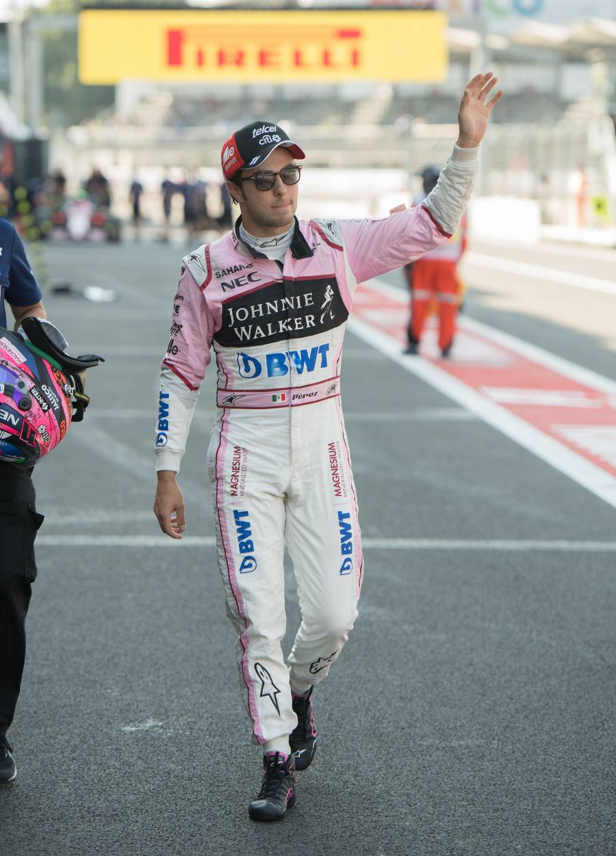 “Checo” Pérez se baja el sueldo; su equipo está en la cuerda floja