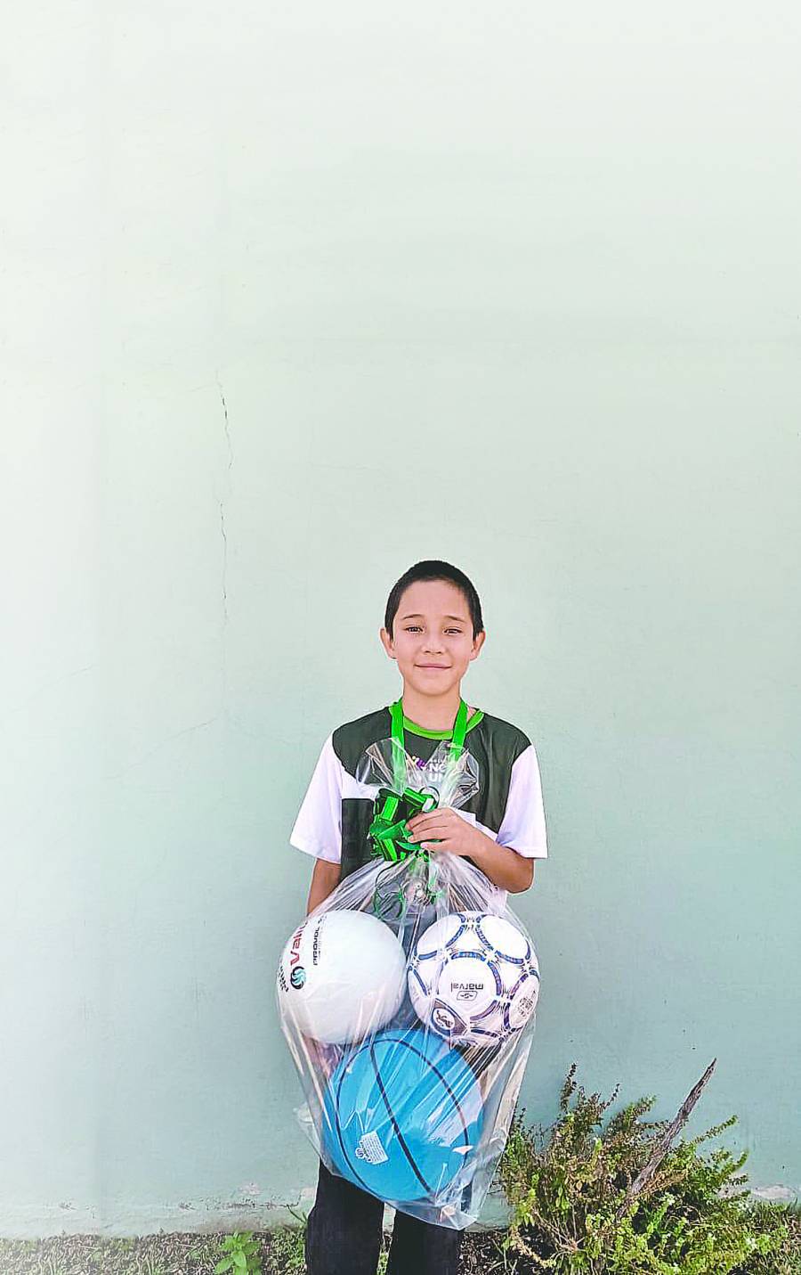 Realizan original torneo virtual de “dominadas” en Soledad