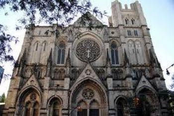 Habilitar&aacute;n catedral evang&eacute;lica como hospital por COVID-19 en NY