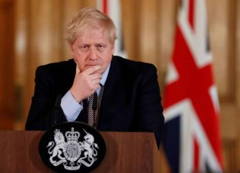 Boris Johnson permanece en cuidados intensivos tras empeorar condici&oacute;n