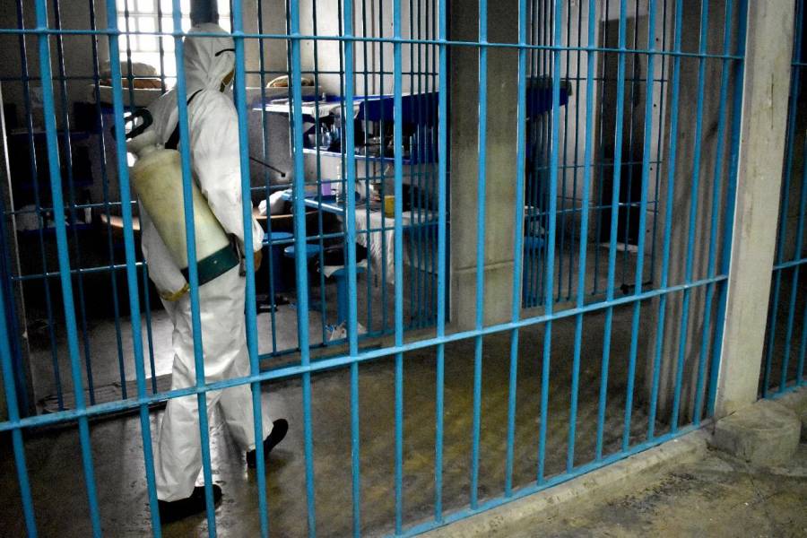 SECGOB realiza sanitización en Centros Penitenciarios de la capital