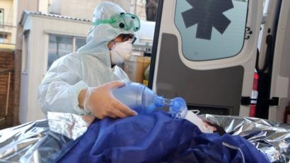 Suman 108 mexicanos muertos  en EU por Covid-19: SRE