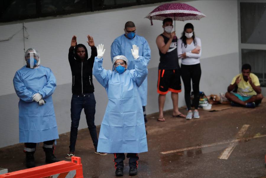 Brasil reporta 800 muertos por coronavirus