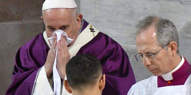 El Papa pidió esta Semana Santa una liturgia doméstica por cuarentena