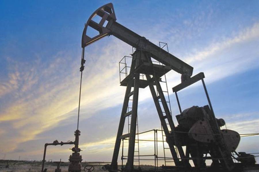 Rusia y Arabia Saudita logran acuerdo, petróleo al alza